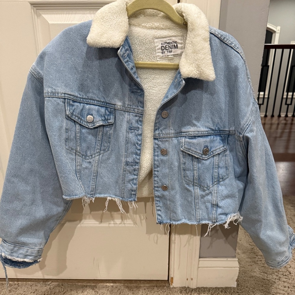Zara cropped denim with Sherpa jacket for women